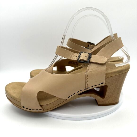 Dansko Shoes - Dansko Womens 41 Thea Clogs Heels Tan Leather Sandals Cut Out Buckle Cushioned